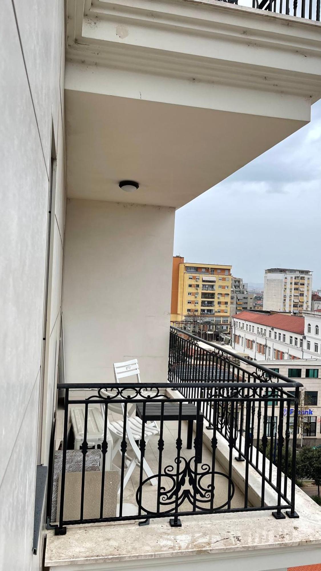 Simplicity Tirana